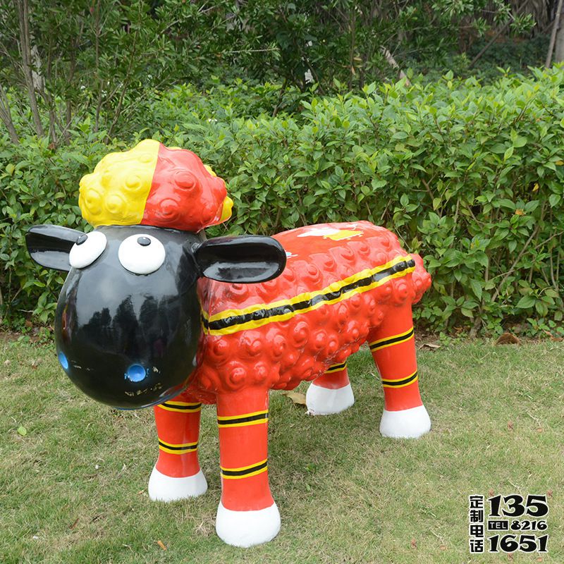 公園卡通玻璃鋼彩繪小羊肖恩動物座椅雕塑 公園卡通玻璃鋼彩繪小羊肖恩動物座椅雕塑