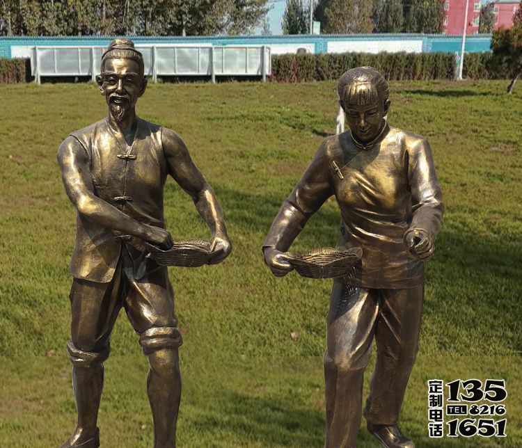 農(nóng)場(chǎng)村莊古人玻璃鋼仿銅春耕人物雕塑 農(nóng)場(chǎng)村莊古人玻璃鋼仿銅春耕人物雕塑
