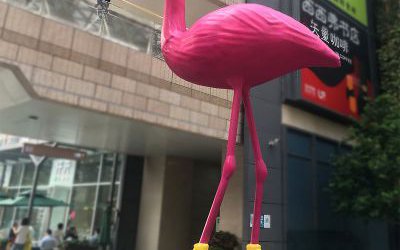 景區(qū)商場(chǎng)擺放大型玻璃鋼創(chuàng)意仿真火烈鳥(niǎo)雕塑