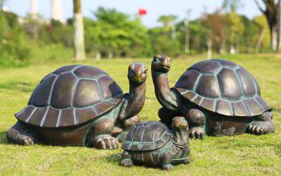 戶外草坪玻璃鋼仿真烏龜雕塑