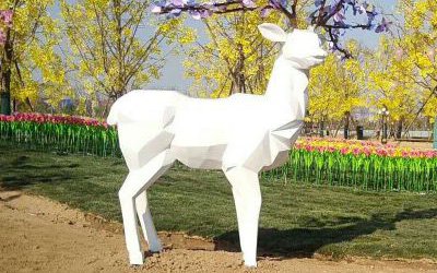 戶外景區玻璃鋼幾何白色梅花鹿雕塑