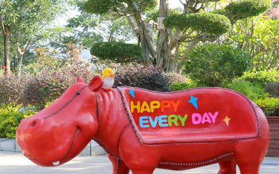 公圓擺放玻璃鋼卡通河馬休閑座椅雕塑景觀裝飾擺件