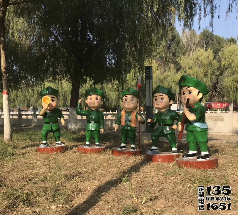 戶外園林玻璃鋼卡通創(chuàng)意景觀小紅軍雕塑 戶外園林玻璃鋼卡通創(chuàng)意景觀小紅軍雕塑