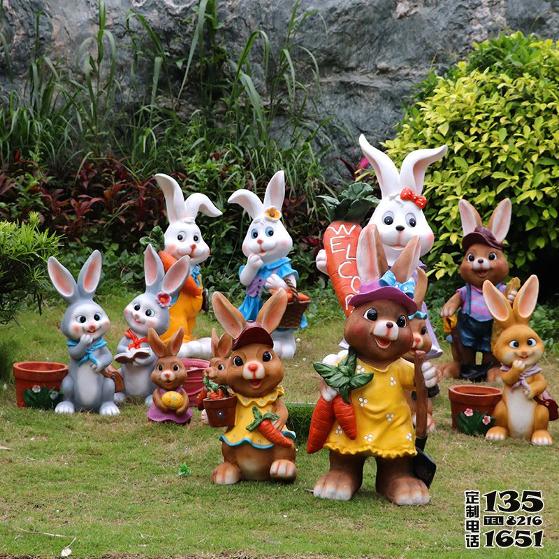 幼兒園卡通玻璃鋼兔子雕塑 幼兒園卡通玻璃鋼兔子雕塑