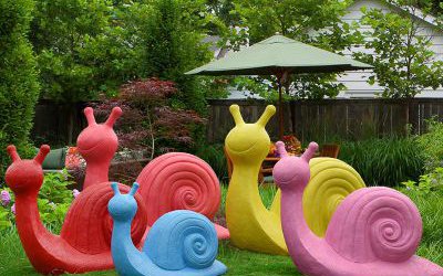 戶外草坪彩繪玻璃鋼卡通蝸牛雕塑