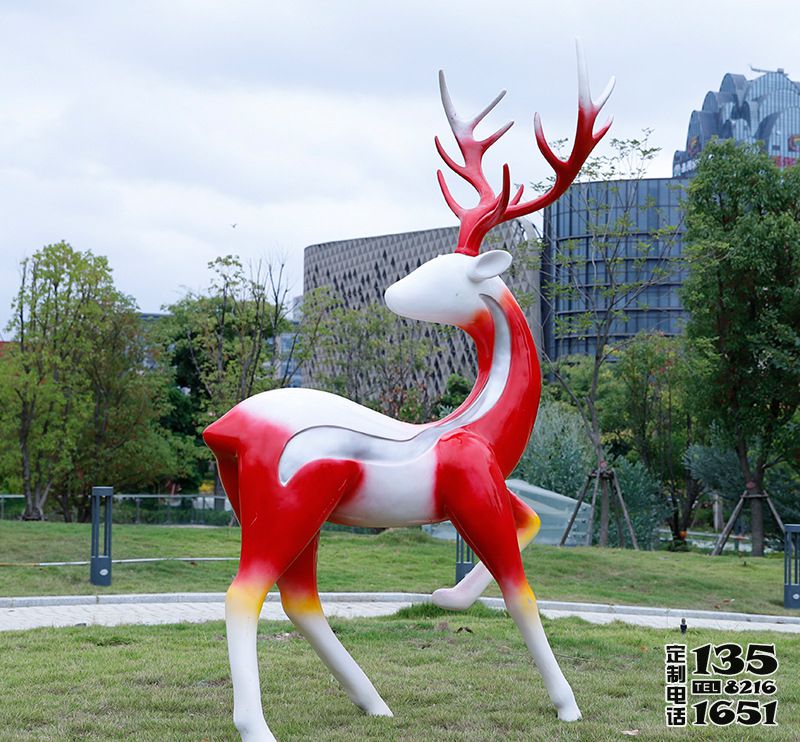 戶外草坪玻璃鋼彩繪創(chuàng)意梅花鹿雕塑 戶外草坪玻璃鋼彩繪創(chuàng)意梅花鹿雕塑